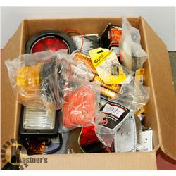 BOX OF VARIOUS NEW TRAILER / VEHICLE LIGHTS