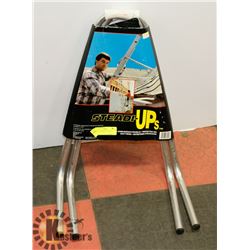 PAIR OF LADDER STEADYUPS