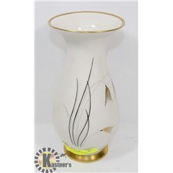 BAVARIA VASE BY JOHANN SELTMANN