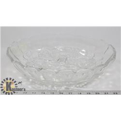 LARGE VINTAGE FOOTED FRUIT BOWL