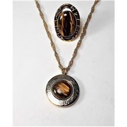 22)  GOLD TONE & TIGER'S EY ROUND