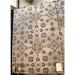 170) CAPRI 111K, 5X8 TRADITIONAL CARPET,