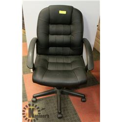 LEATHERETTE HYDRAULIC LIFT OFFICE CHAIR