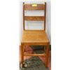 Image 1 : WOOD CHAIR