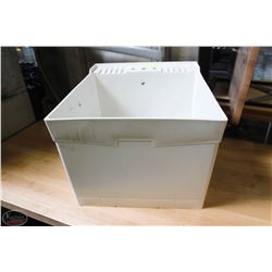 LAUNDRY TUB SINK WITH LEGS - 20" x 24"