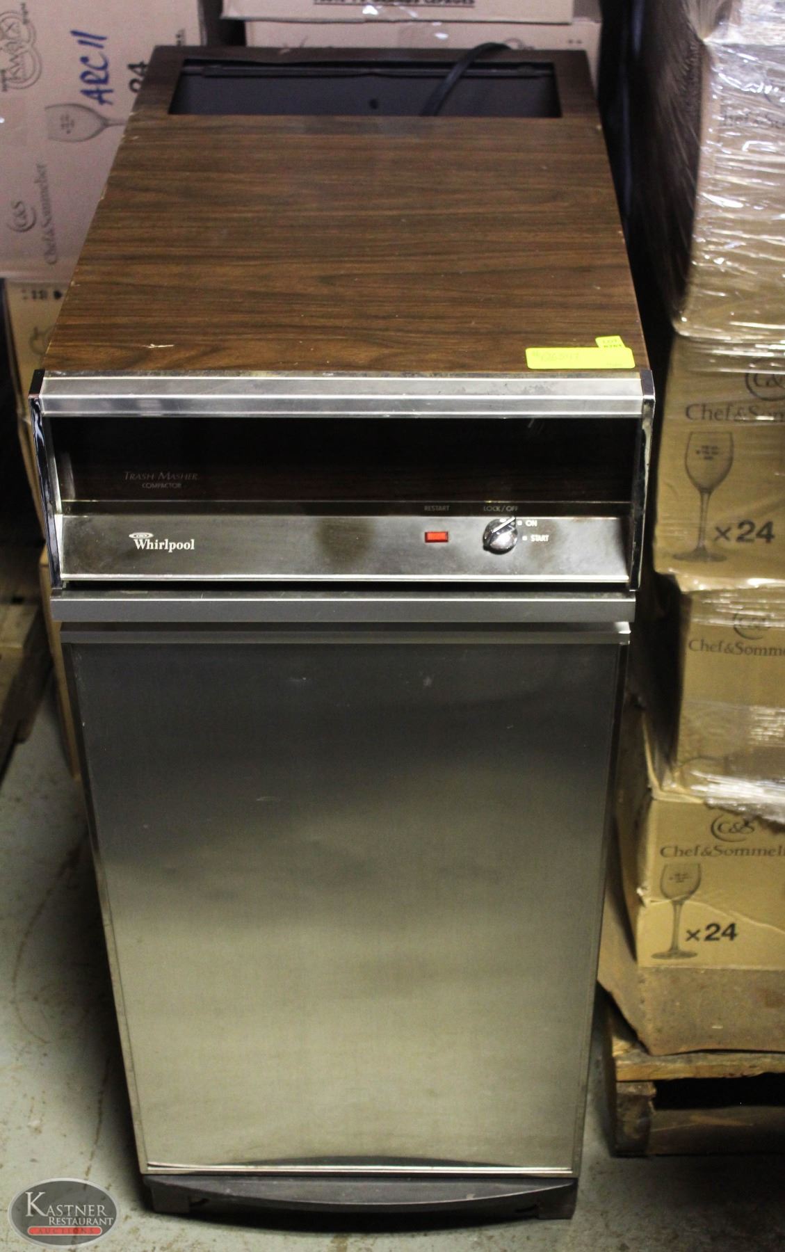 WHIRLPOOL TRASH MASTER GARBAGE COMPACTOR AS IS