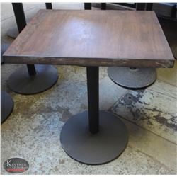 CARIBOU SINGLE-PED. STAINED HARDWOOD MAPLE TABLE