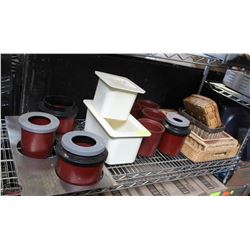 SHELF CONTENTS: 2 INSULATED INSERTS, 8 CAMBRO