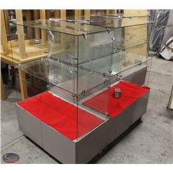 BAILIFF SEIZURE! LOT OF 4 GLASS DISPLAYS.