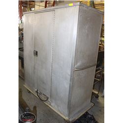 HOT & HOLD PROOFER CABINET ON CASTORS