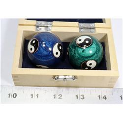 WOOD BOX W/CHINESE BAODING BALLS FOR