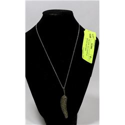 STERLING SILVER .925 CHAIN & PENDANT WITHT SAVORIE