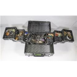 LARGE JEWELLERY CARRYING CASE WITH CONTENTS