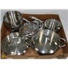 Image 1 : LARGE FLAT W/11-PC KITCHENAID STAINLESS