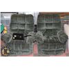 Image 1 : PAIR OF GREEN FABRIC 37" RECLINERS.