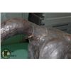 Image 3 : LARGE ANTQUE LEATHER WARPPED GLASS EYED STALLION