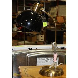 NEW BRASS LAMP / 20 INCH