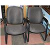 Image 1 : 2 ARM CHAIRS