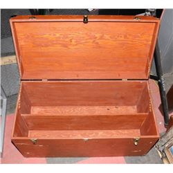LARGE STORAGE TRUNK 31" LONG 15" WIDE 16" TALL.
