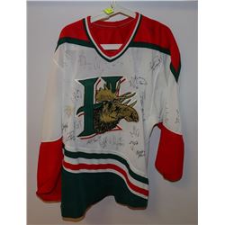 HALIFAX MOOSEHEADS 98-99 TEAM SIGNED JERSEY.