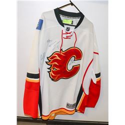 CALGARY FLAMES SIGNED JERSEY IGINLA, TANGIURY,