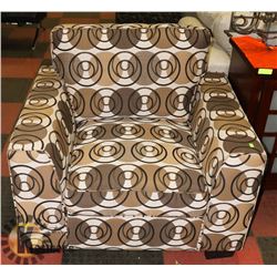 SWIRL DESIGN FABRIC ACCENT CHAIR