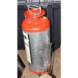 CHAPIN 5GAL COMPRESSED AIR SPRAYER