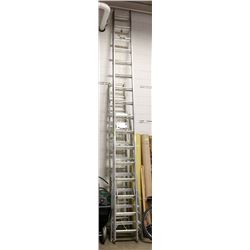 32' EXTENDABLE ALUMINUM LADDER NEW