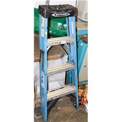 WERNER 4 STEP LADDER