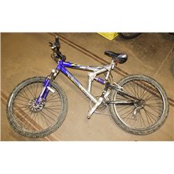 POLICE SEIZURE! MONGOOSE XR200 SILER ALUMINUM