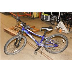 POLICE SEIZURE! GIANT XTC BLUE/WHITE BIKE.