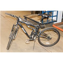 POLICE SEIZURE! FUGITIVE WICKED BLACK/SILVER BIKE.