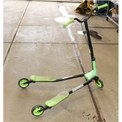 POLICE SEIZURE! GREEN SPORTER XL 3 WHEEL SCOOTER.