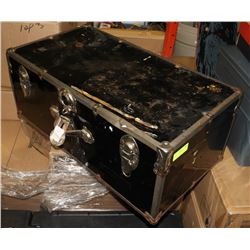 STEAMER TRUNK 30 X 16 X 12