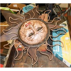 DECORATIVE METAL SUN AND STAR WITH 2 BOXES OF PORT