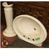 Image 1 : KALLISTA PEDESTAL SINK