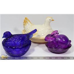 LOT OF 3 VINTAGE HEN ON A NEST STYLE  GLASSWARE.