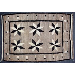 Navajo Rug / 2 Gray Hills.  109687