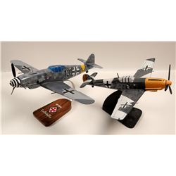 German ME109's Model Airplanes (2)  108897