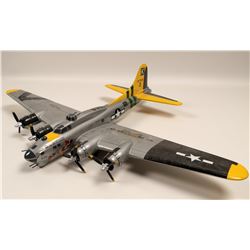 Military B-17 desk top  108887