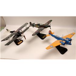 Military Desk Top planes  108889