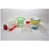 Image 1 : Selection of vintage glass kitchenware including FireKing, Pyrex and Glasbake, refrigerator lidded d