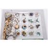 Image 2 : Selection of collectible jewellery including sterling silver, earrings, gemstones, freshwater pearls