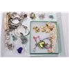 Image 3 : Selection of collectible jewellery including sterling silver, earrings, gemstones, freshwater pearls