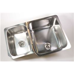 Kindred heavy gauge two compartment undermount kitchen sink with two strainers, retail $550.00 in un