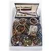 Image 1 : Tray lot of vintage and collectible jewellery including designer pieces, sterling silver, necklaces,