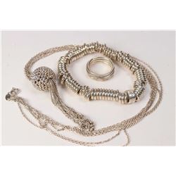 Selection of sterling silver Links of London jewellery including "Sweetie Roll" bracelet, ball penda