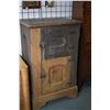 Image 1 : Antique two door primitive ice chest