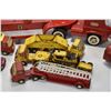 Image 3 : Selection of vintage stamped steel toys including 30" long Tonka ladder truck, Lincoln highway tract
