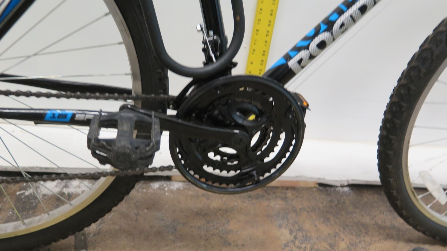 Roadmaster 26 Granite Peak Ground Assault 18 Speed Mountain Bike Oahu Auctions